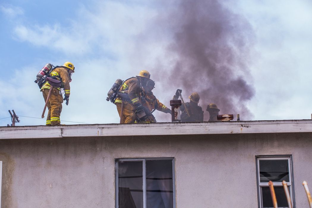 Jak dobrze zabezpieczyć dom przed pożarem?