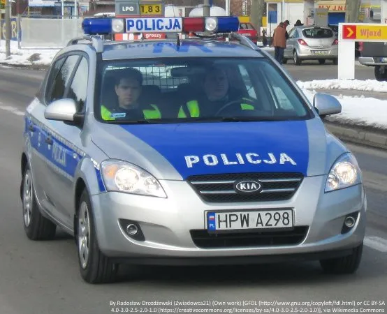 Kierowca toyoty potrącił kobietę na ulicy Dorotki, apel o ostrożność na drogach