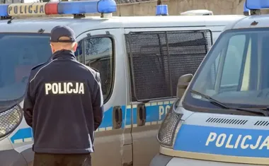 Dzielnicowa z Komisariatu IV pokazała seniorom pułapki oszustów - ''na wnuczka'', ''na policjanta
