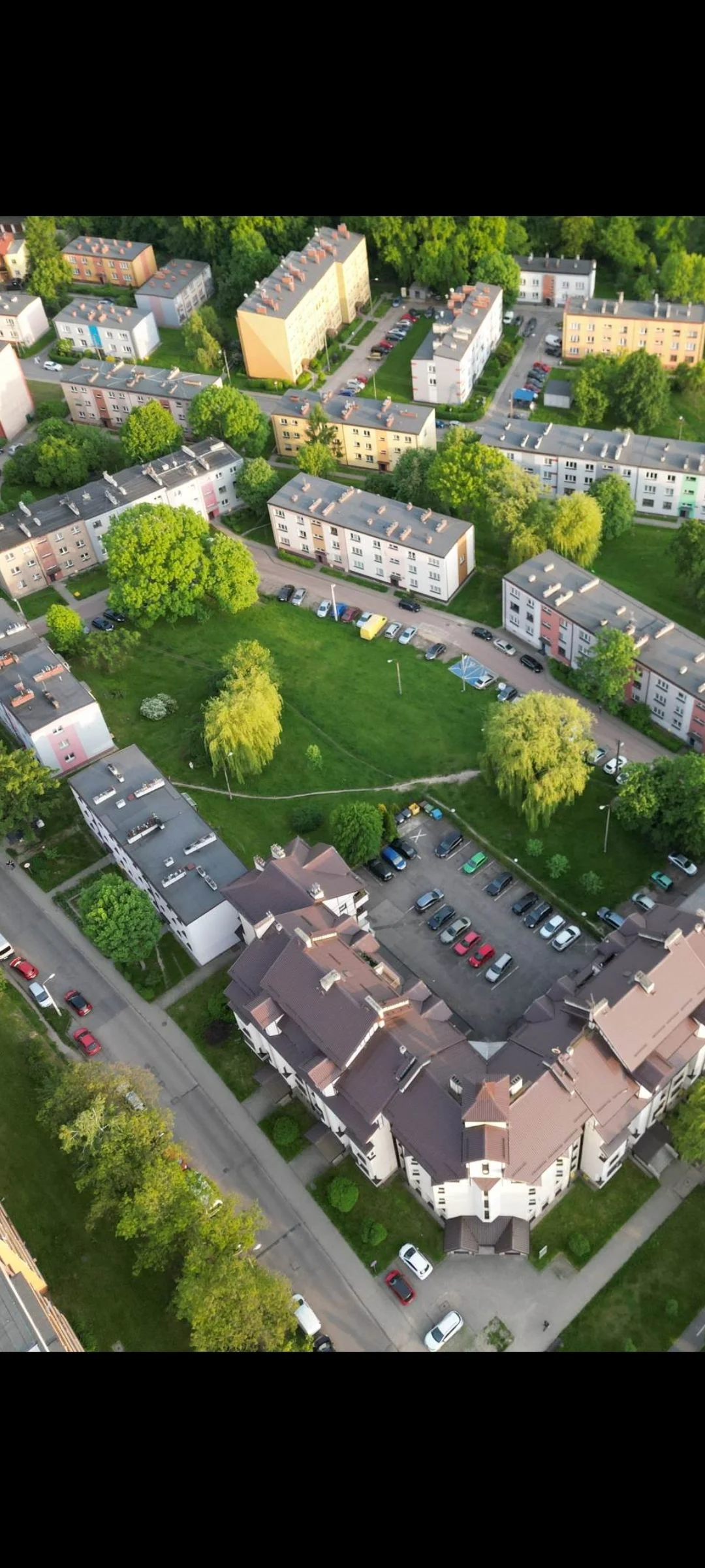 Grafika promocyjna wydarzenia Rosarium na Helence – spotkanie