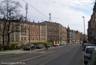 Ratusz odsłonił swoje zakamarki – spacer historyczny przyciągnął pełne grupy