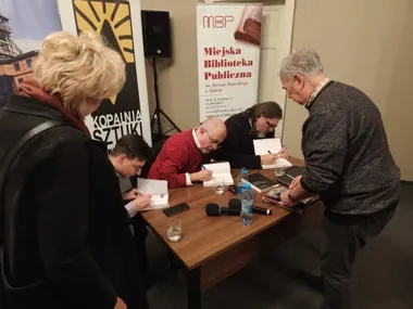 Rok 1945 w Zabrzu bez prostych odpowiedzi - spotkanie, które zostaje w głowie