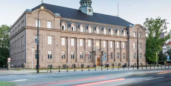 Nowy „Raport z Ratusza” już dostępny. Wśród tematów edukacja i wydarzenia