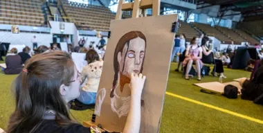 Moda sprzed lat wraca do rysunków. Zabrze szykuje festiwal z historią