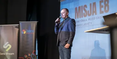 Ósmoklasiści w Zabrzu ruszyli do Misji E8. 80 uczniów szykuje się do egzaminu