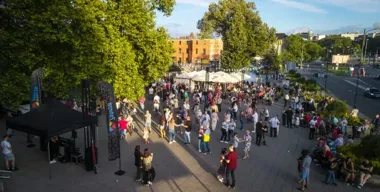 Na Placu Teatralnym zabrzmią taneczne rytmy i wakacyjne przeboje