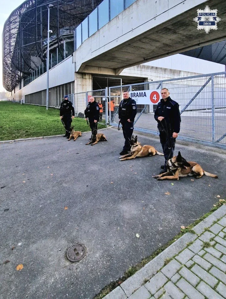 Ponad 27 tysięcy kibiców na meczu w Zabrzu. Interweniowała policja