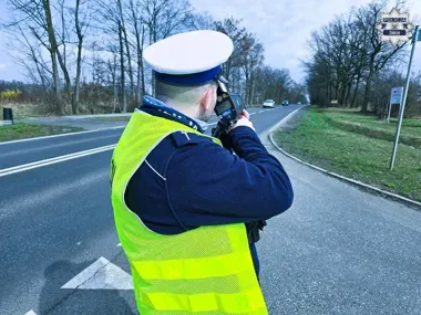 Podwójne wykroczenie na Roosevelta - mandat zabolał od razu