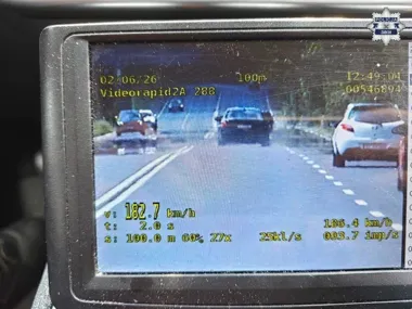 182 km/h na "siódemce" - kierowca stracił prawo jazdy i zapłacił 5000 zł