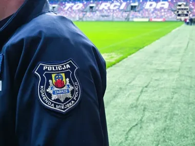 Ponad 27 tysięcy kibiców i jeden incydent, który zepsuł mecz w Zabrzu